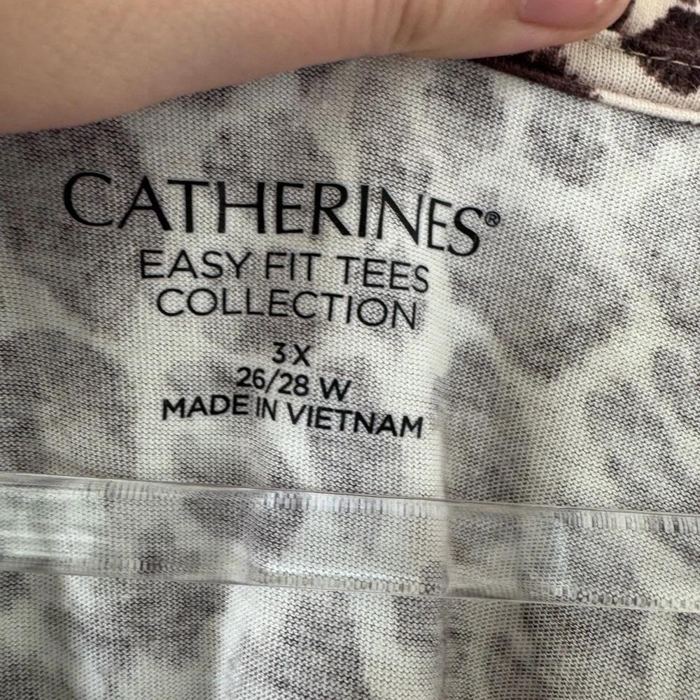 Catherine’s Leopard Print Women's Top - Size 3X or 26/28W - Great Condition! - Picture 2 of 7